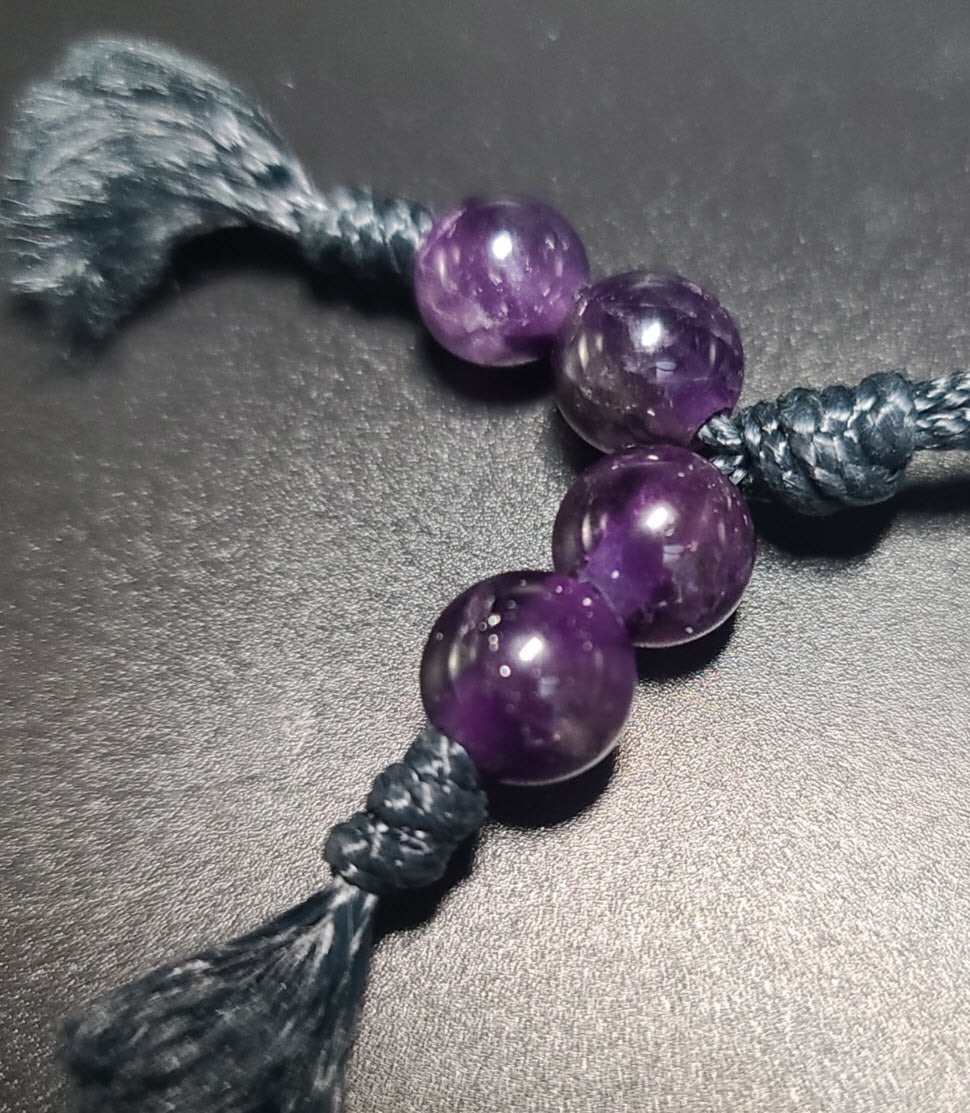 Dark Amethyst – Heavy Use Komboloi